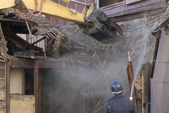 建築物解体 (2).jpg